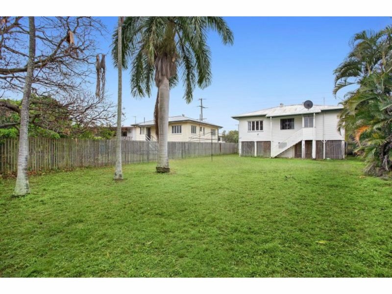 202 High Street, Berserker QLD 4701